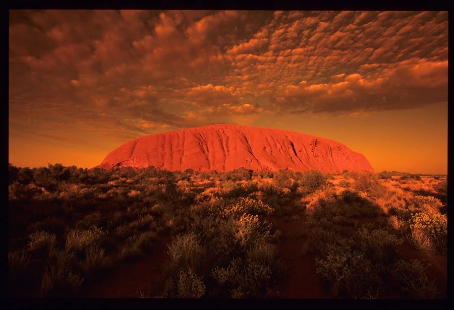 0184317-Uluru---Ayers-Rock-Sunrise.jpg