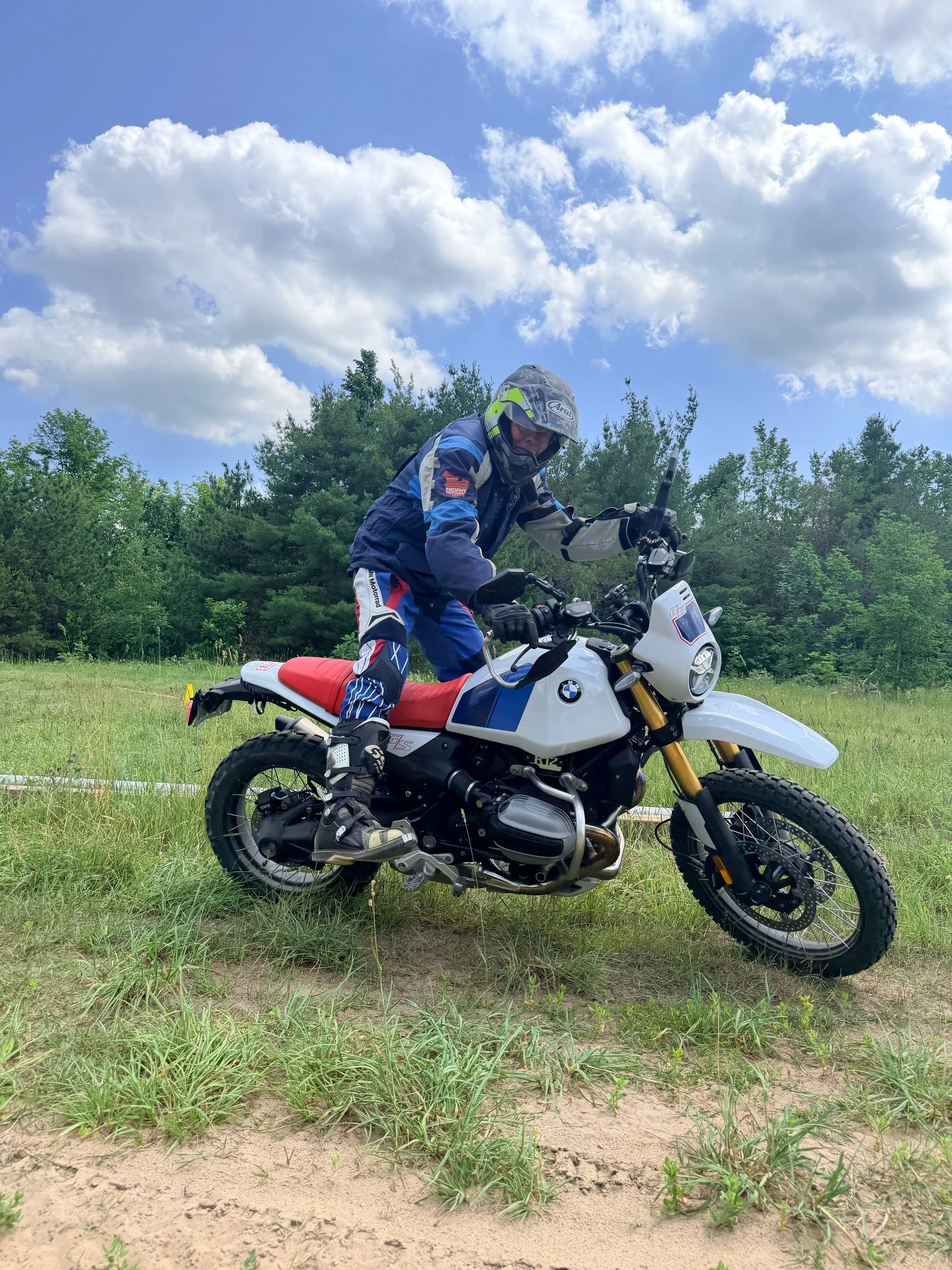 Clinton-Smout-SMART-Adventure-Rider-Radio-Motorcycle-Balance-14.jpeg