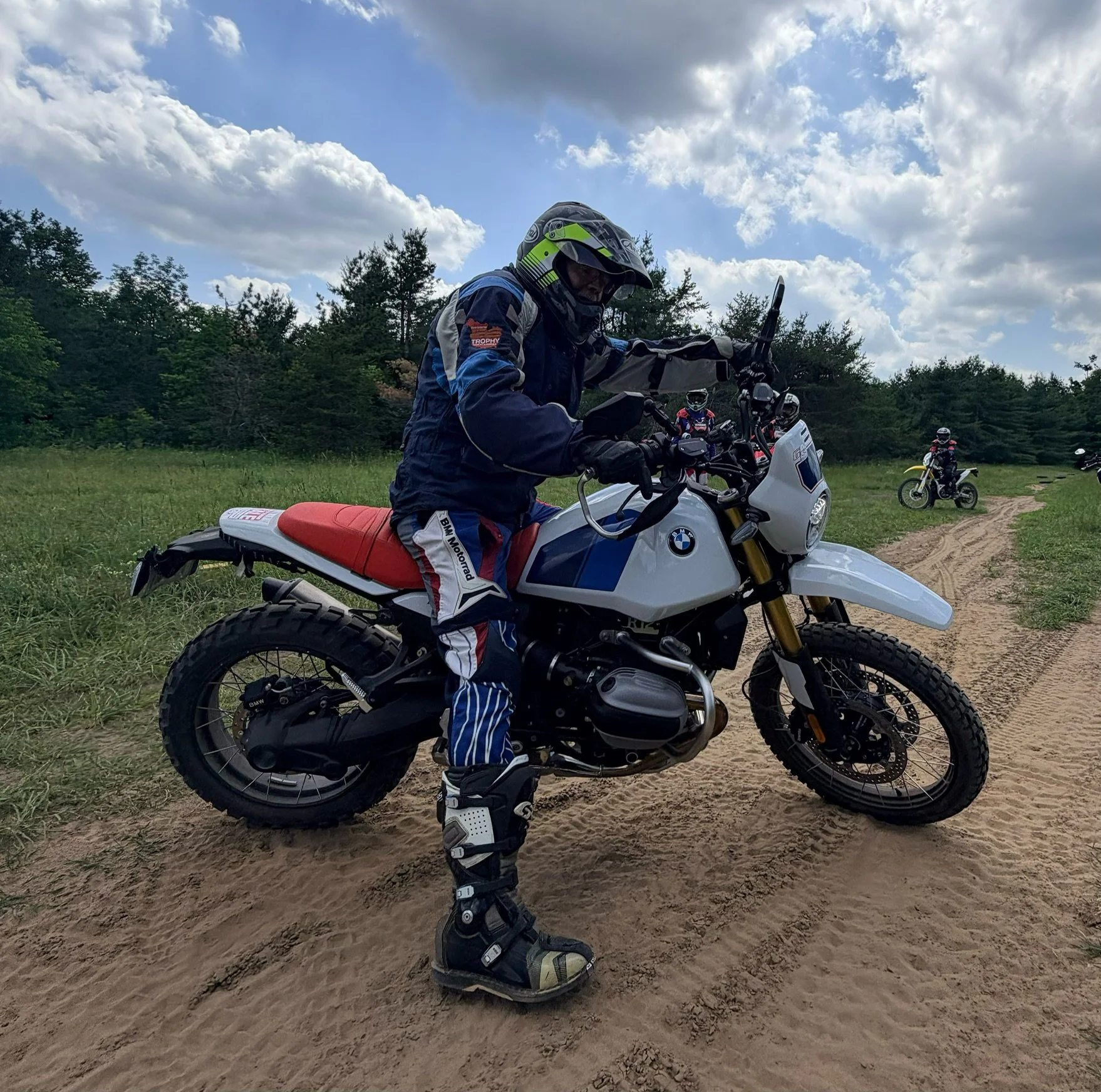 Clinton-Smout-SMART-Adventure-Rider-Radio-Motorcycle-Balance-12.jpeg