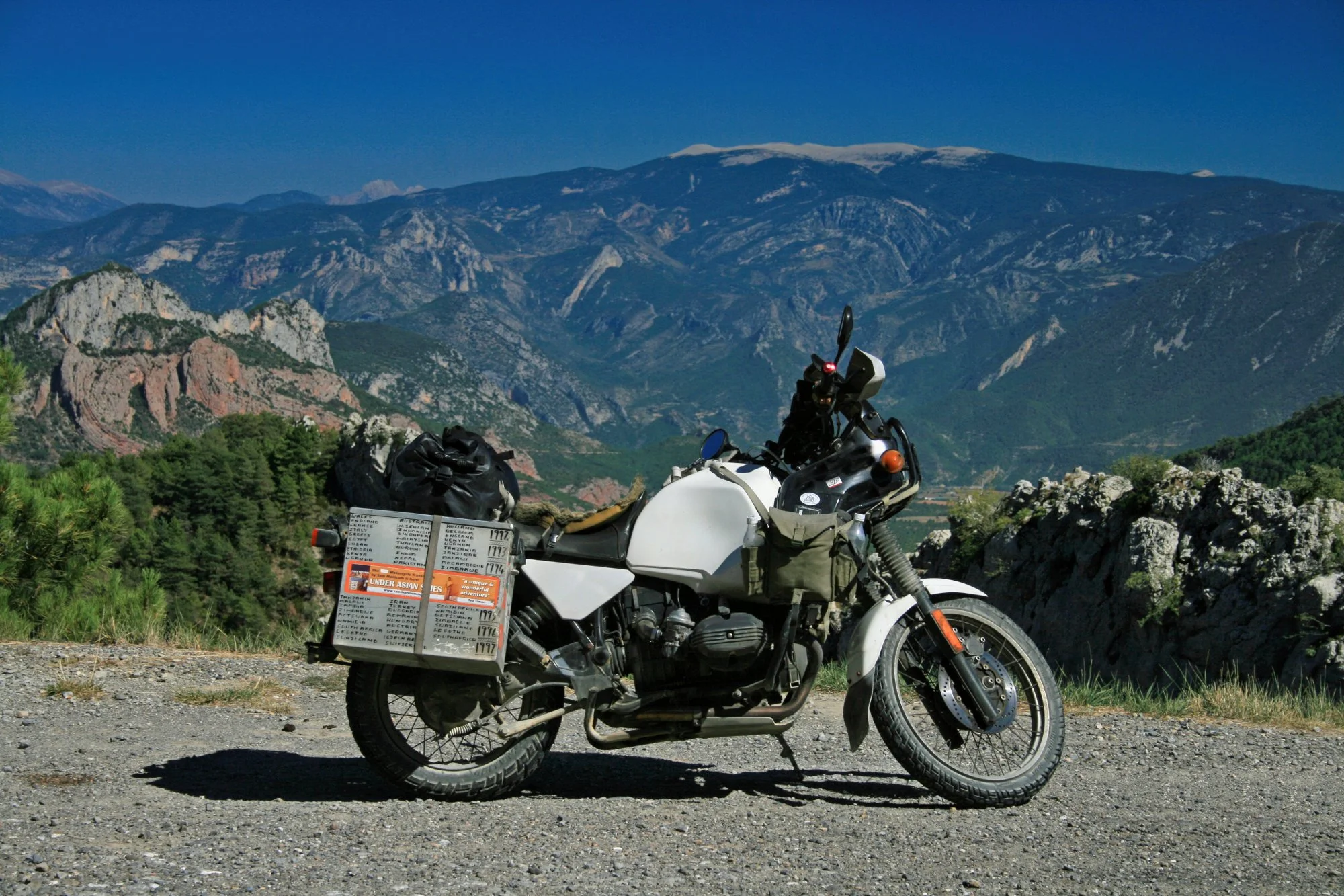  Sam Manicom: Roll bags, panniers and tank panniers. 