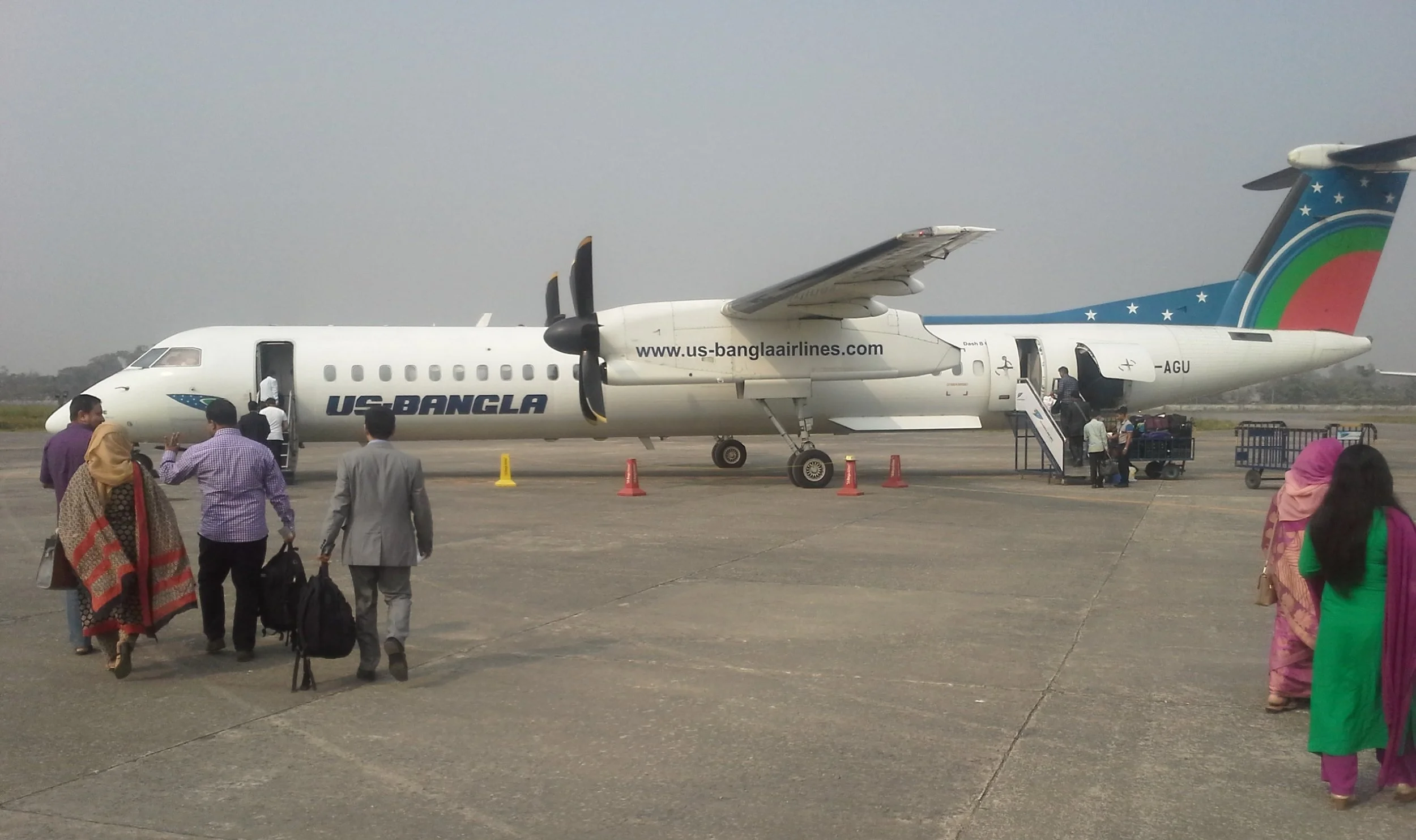 Dhaka+airport+2.jpg