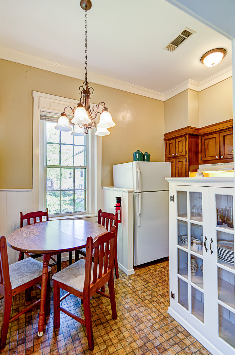 Apt 10 Dining Area and Kitchen_.jpg