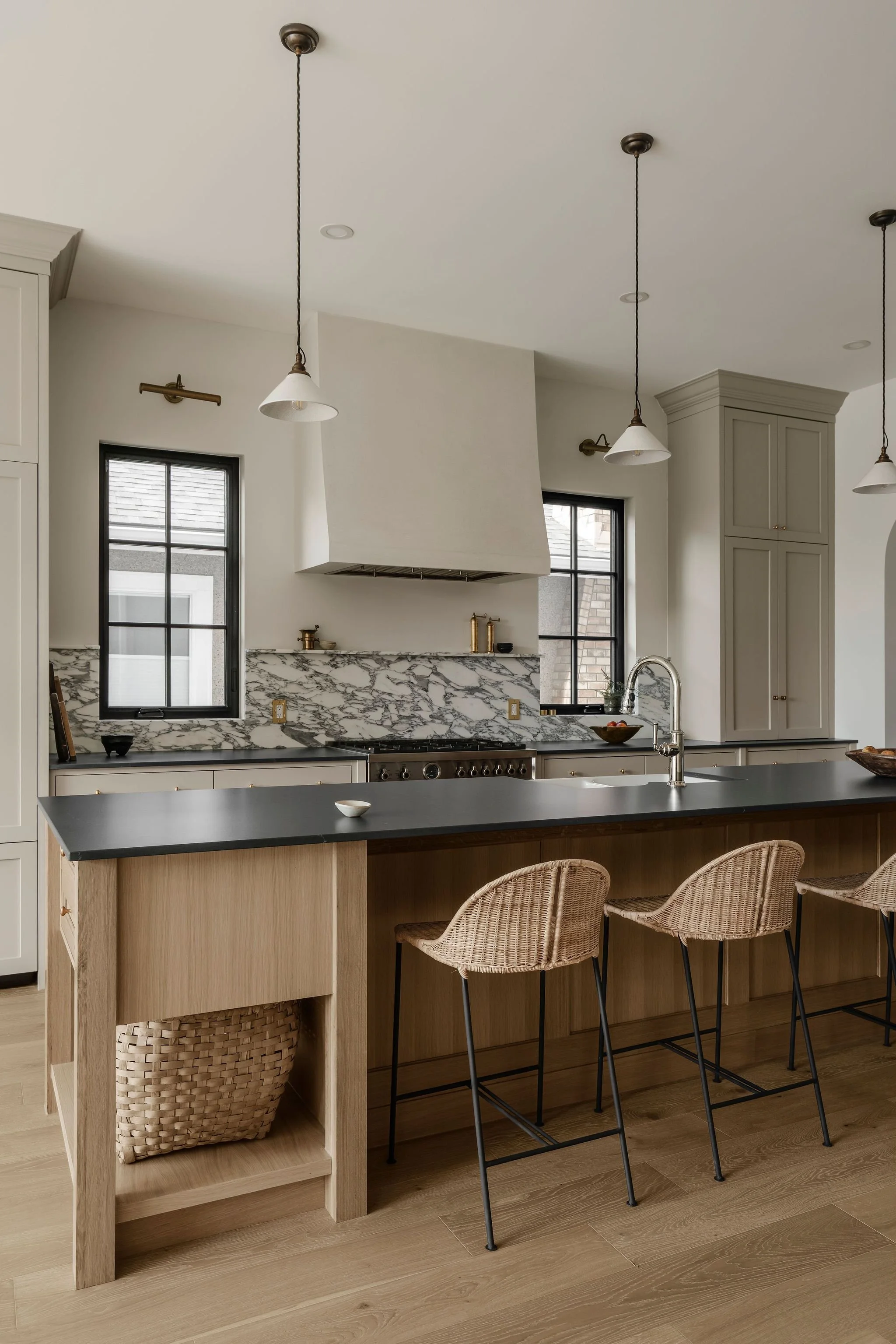LT HOMES | Interior Design & Build Co.