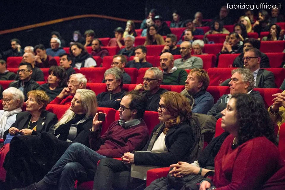 pubblico.jpg
