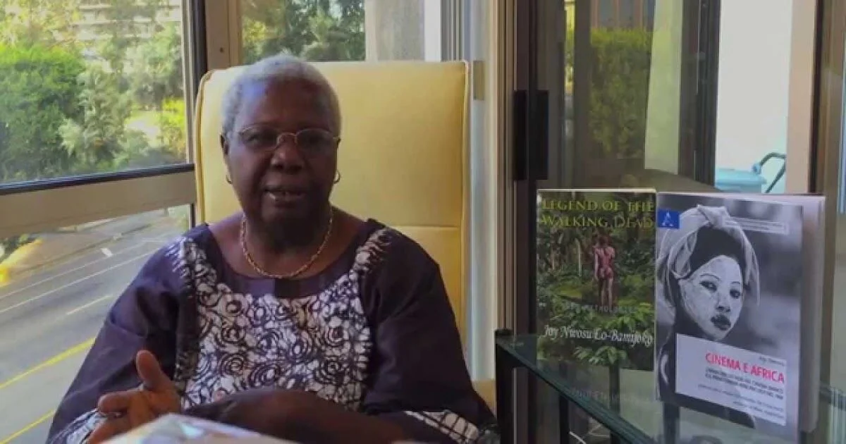 Joy Nwosu con la riedizione del suo libro Cinema e Africa (Aracne, 2014)