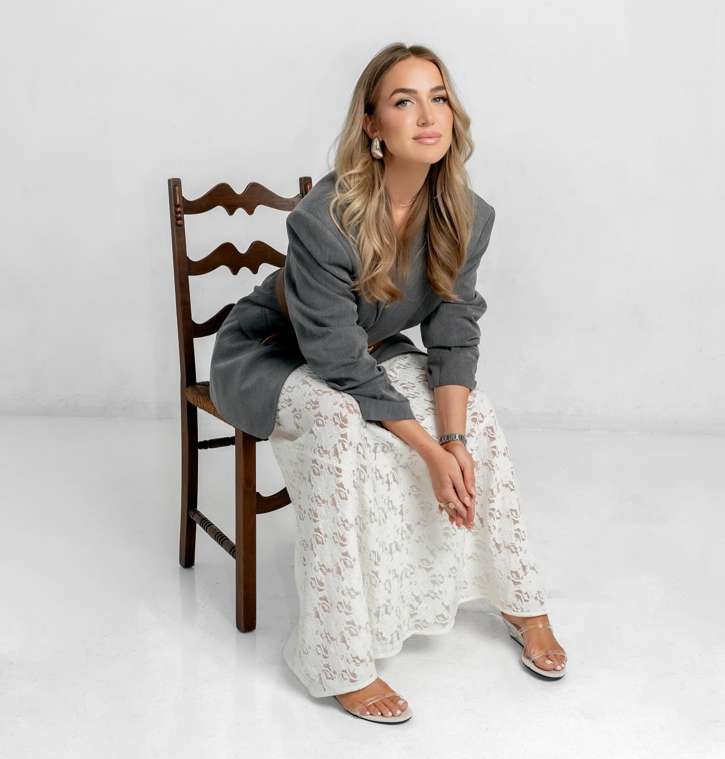 Hi! It&rsquo;s been a minute since I&rsquo;ve popped on here to say hi, and I&rsquo;ve noticed so many new faces 😊 So here are 10 things you may not know about me:

1. I&rsquo;m McKenzie! I started McKenzie Corren Designs when I was 30 and have been