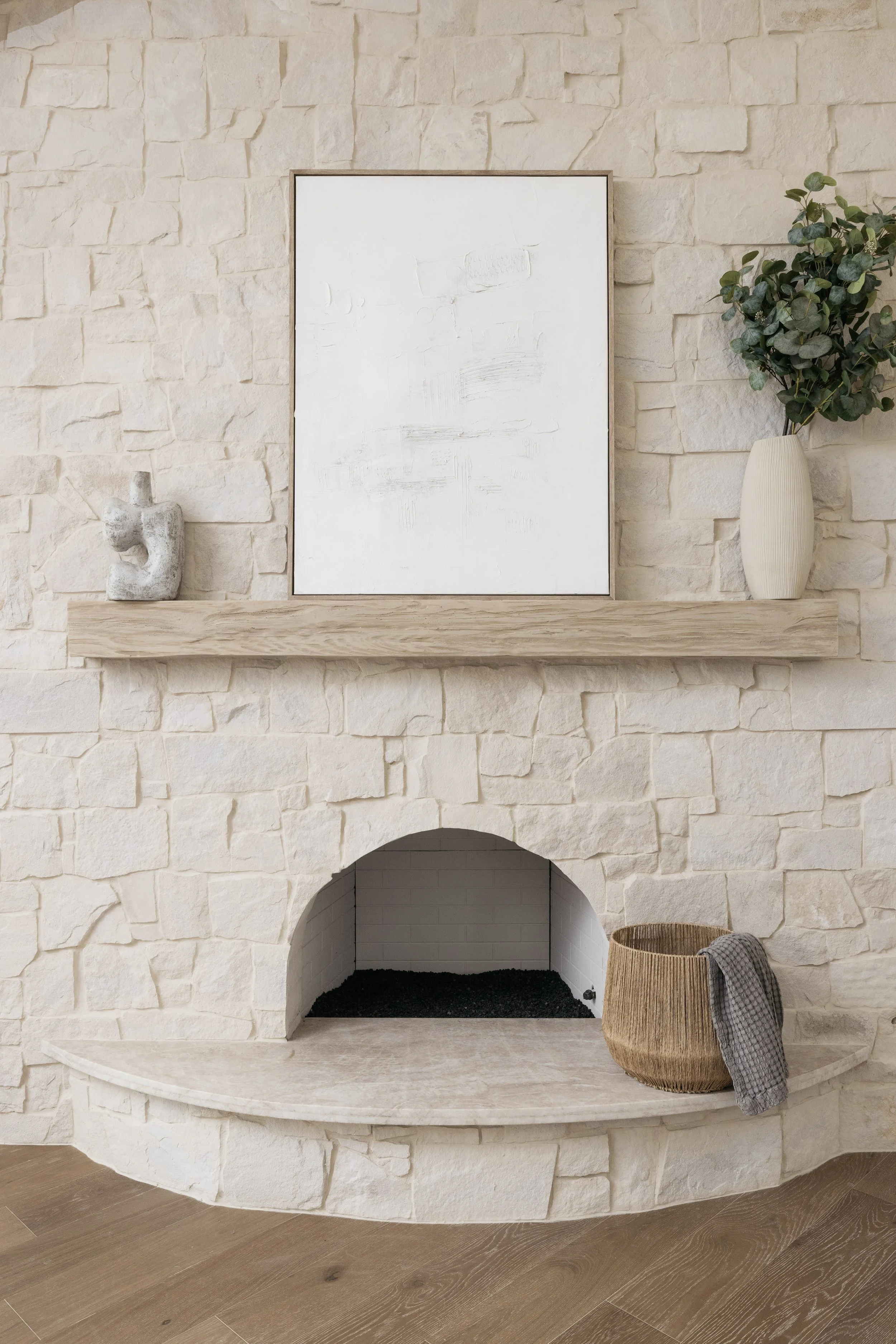 Fireplace 1.jpg