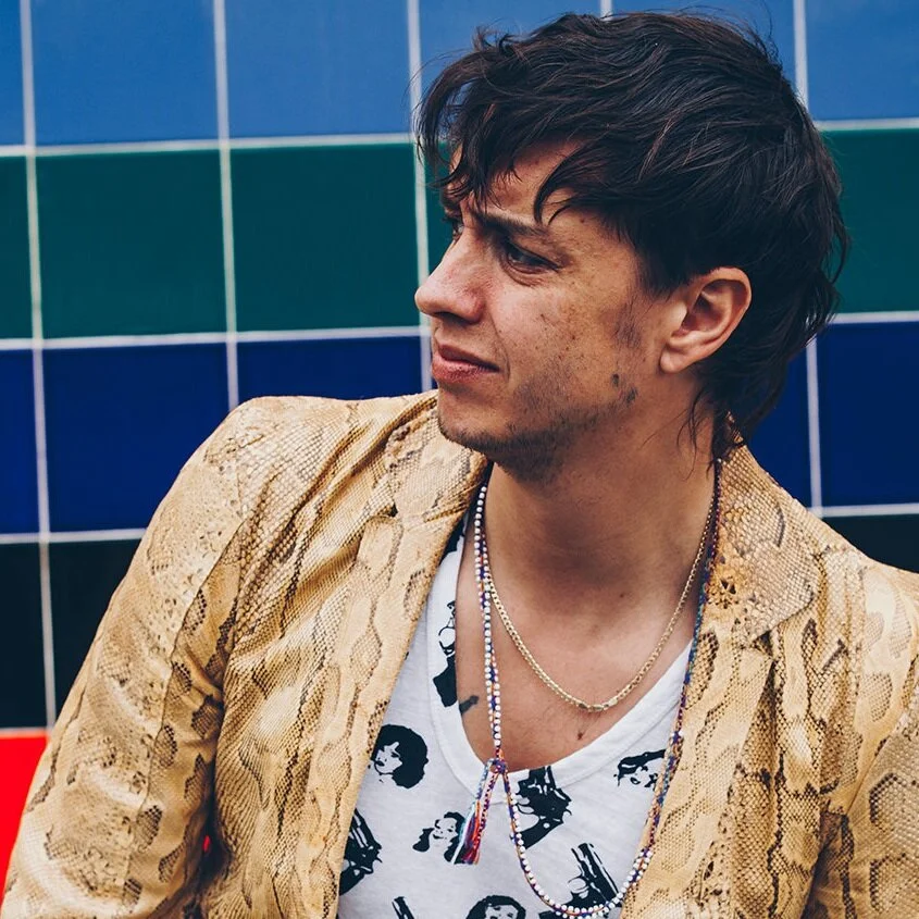 Julian-Casablancas-press-2019-cr-brett-rubin-billboard-1500x845.jpg