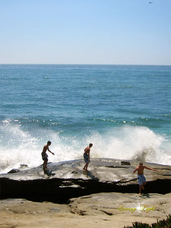 wavechase.jpg