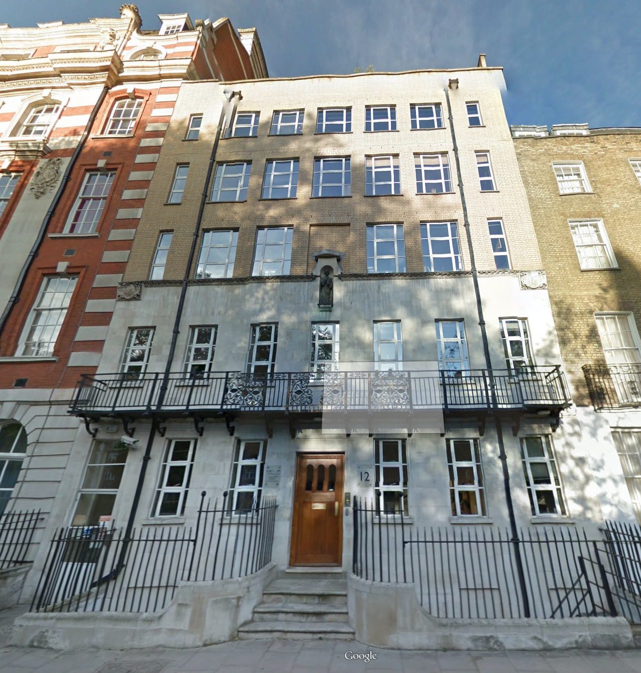 The Piano Nobile of St. John's House was conserved.