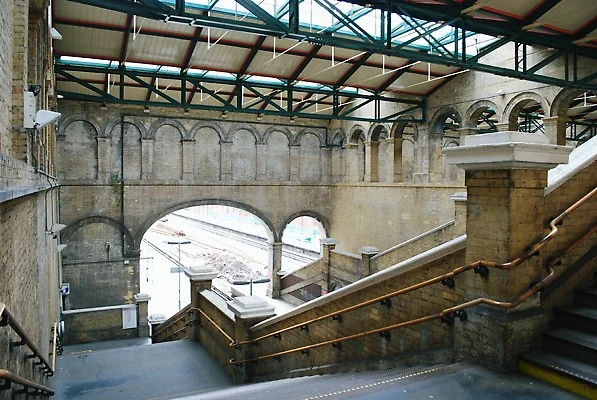 Crystal_Palace_Low_Level_station_(6453227257).jpg