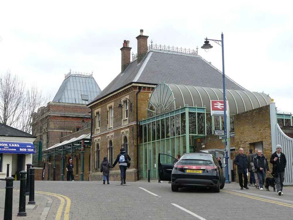 Crystal_Palace_Railway_Station_-_geograph.org.uk_-_1182423.jpg