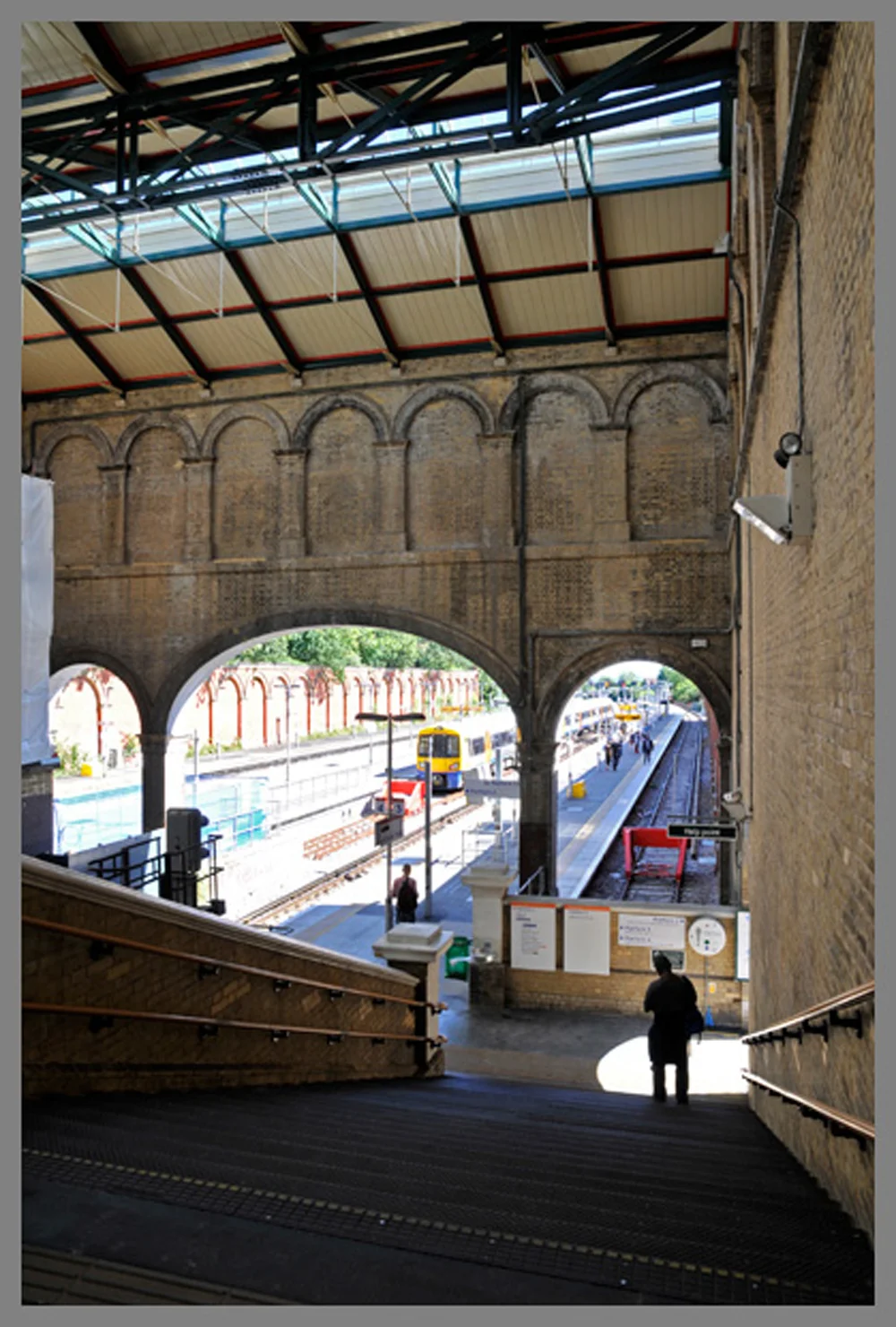 DR139-29-,Crystal-Palace-Station.jpg