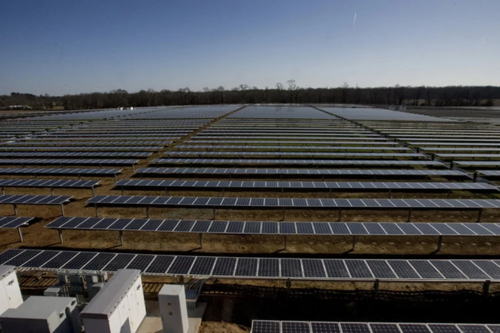 Figure 11: Each module row covers a certain percentage of ground area. This project has a 40% Ground Coverage Area (40% GCR)