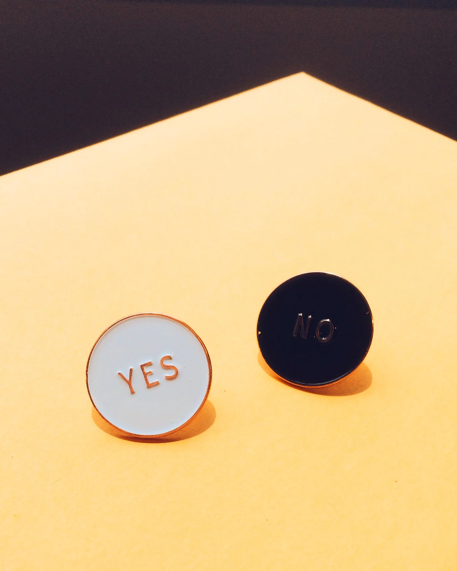 YesNoPins.JPG
