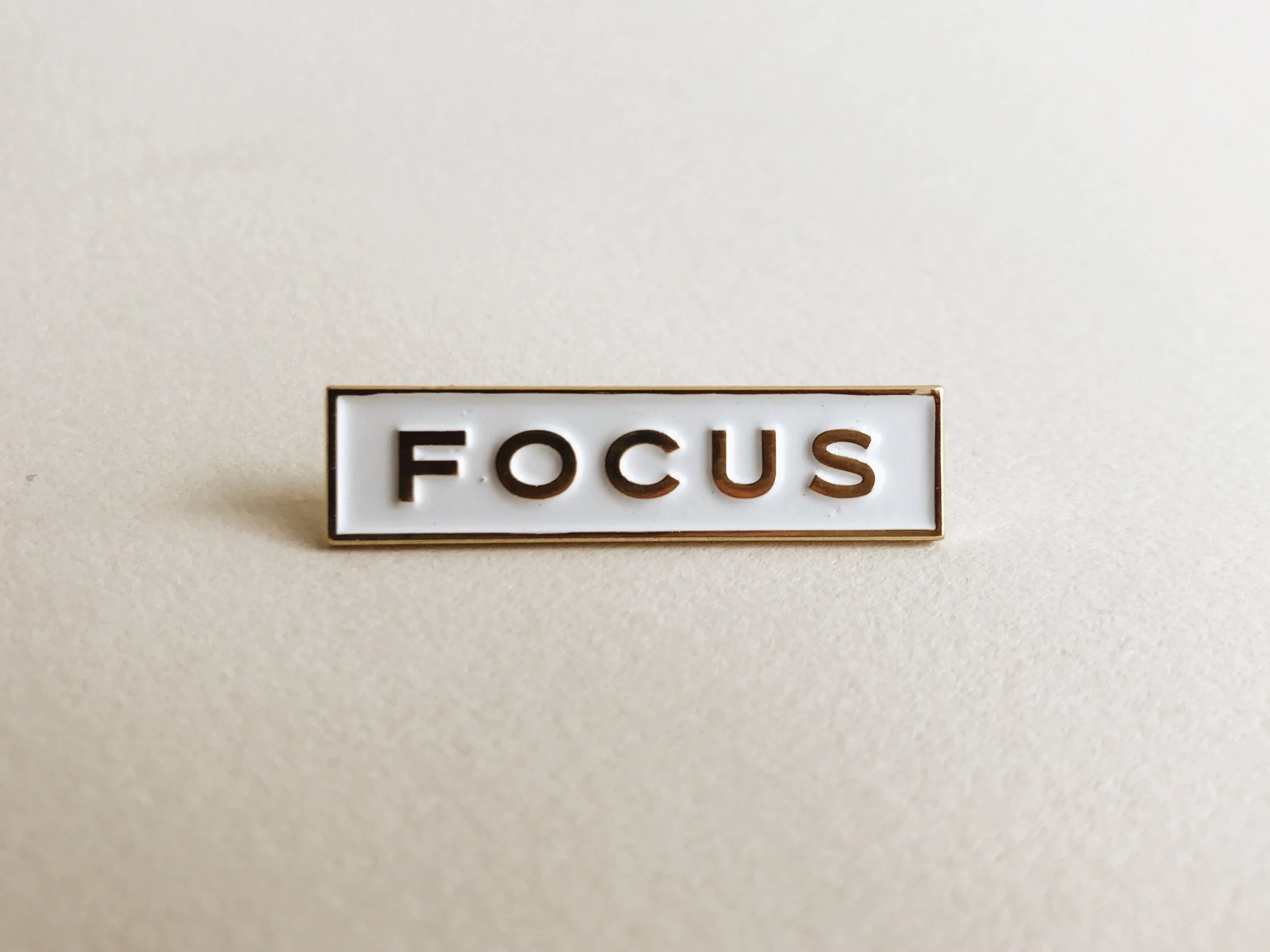 Focus Pin