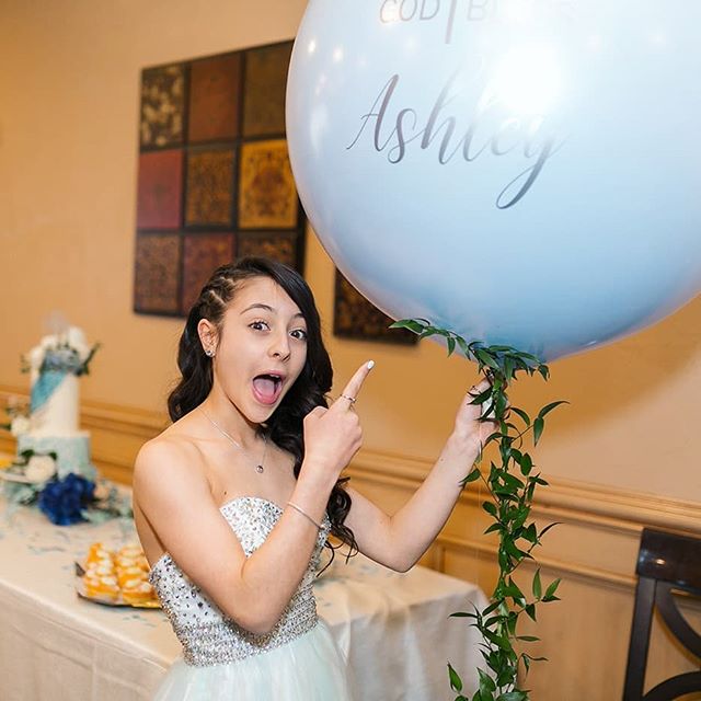 Happy birthday to  @ashley_dance06 I had a wonderful time capturing some birthday pics yesterday. You were so close to be born on the April fools 🤣 God blessed! 🎉🎂.
.
.
.
.
..
.
.
.
.
#famfirst #familylove #familyouting #aprilfools #familiesarefor