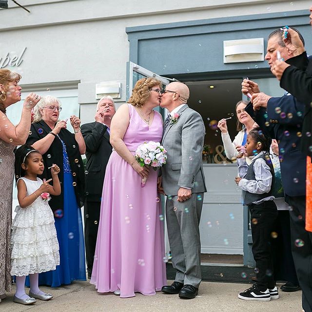 So happy for this young couple that I photographed few weeks ago. They look so cute together. Great job to the families, friends and kids on the bubbles 📸👌swipe to see more pics. 📲Booking available 2019 &amp; 2020 .
.
.
.
.
#theknot #torontolifest