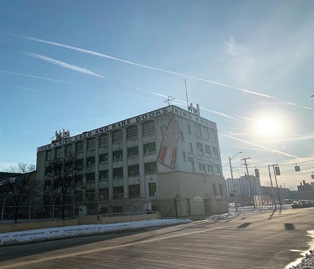 Hi friends! We hope you&rsquo;re staying warm out there 🥶 
#bookstore #bookstagram #winterindetroit #downtown #corktown