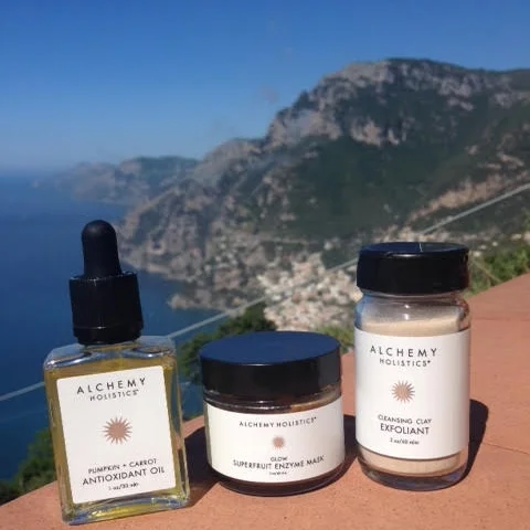 Alchemy Holistics lookin' pretty on its trip to the Amalfi Coast this May. 