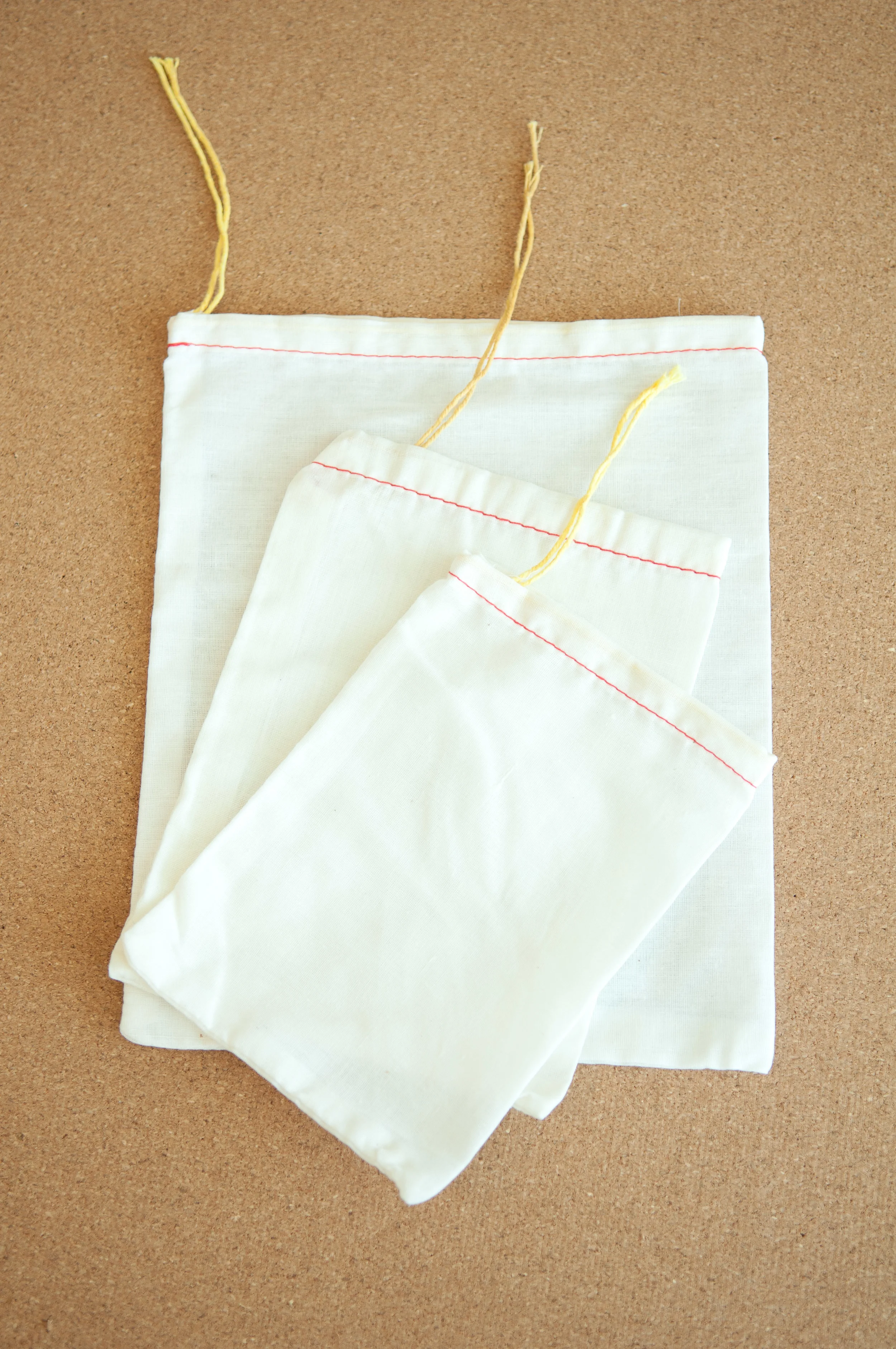 Plain Economy Bags.jpg
