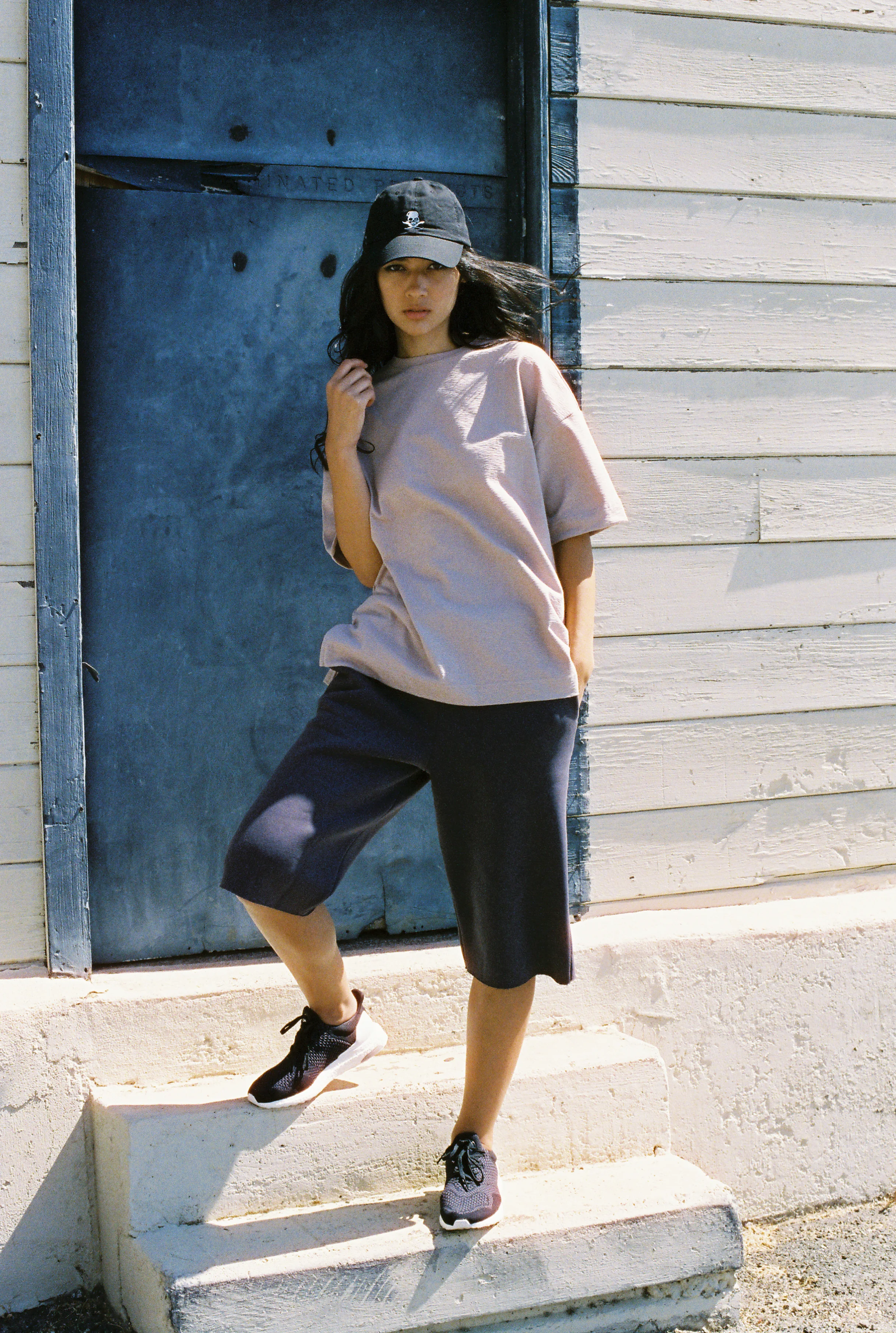 9003056_9003056-R1-E033.jpg