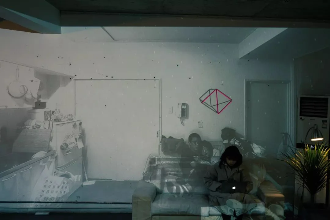  装置展示 @北京，北新桥凹凸空间，2018年12月 