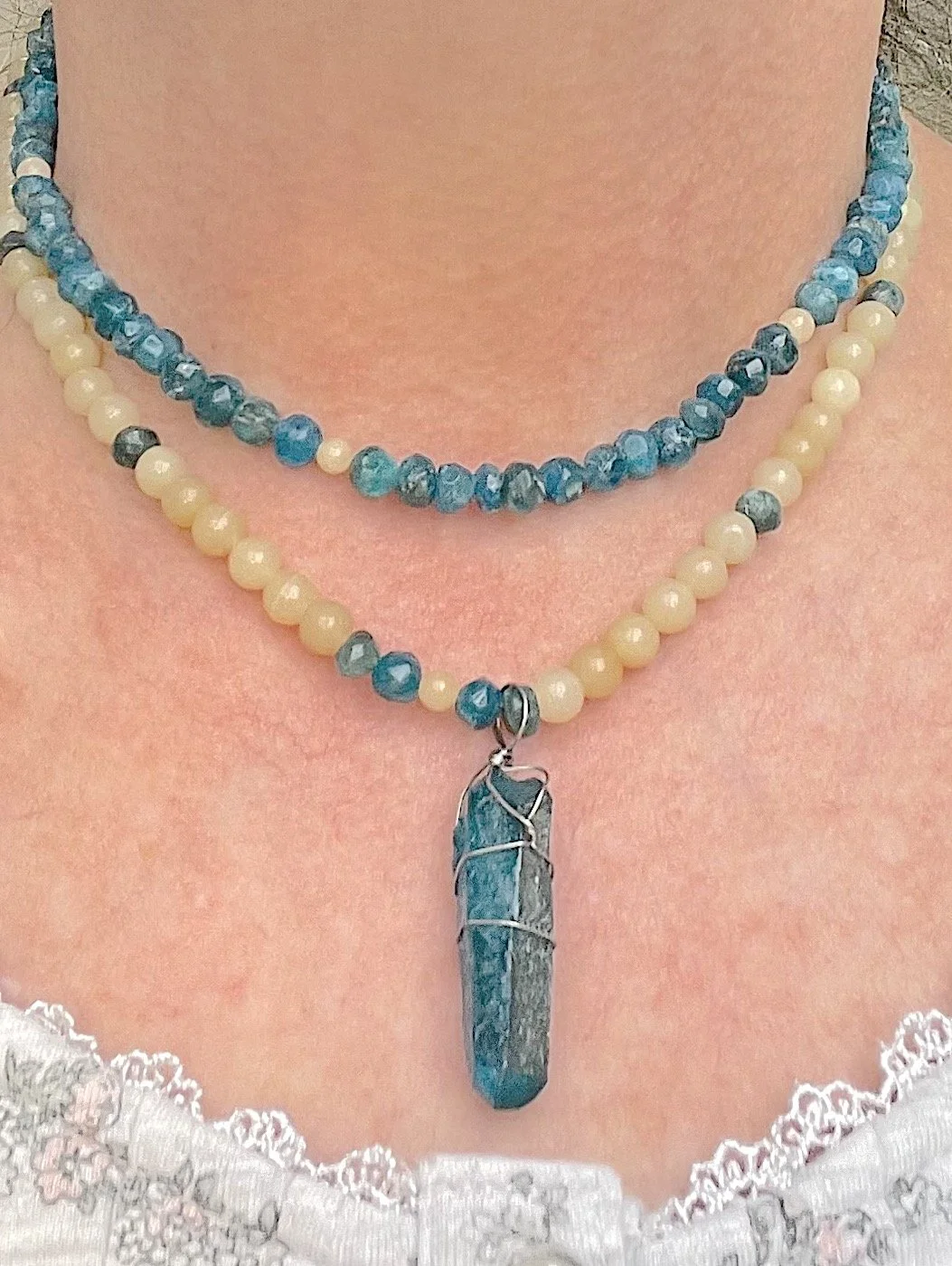 Solidarity Xl on me.jpg