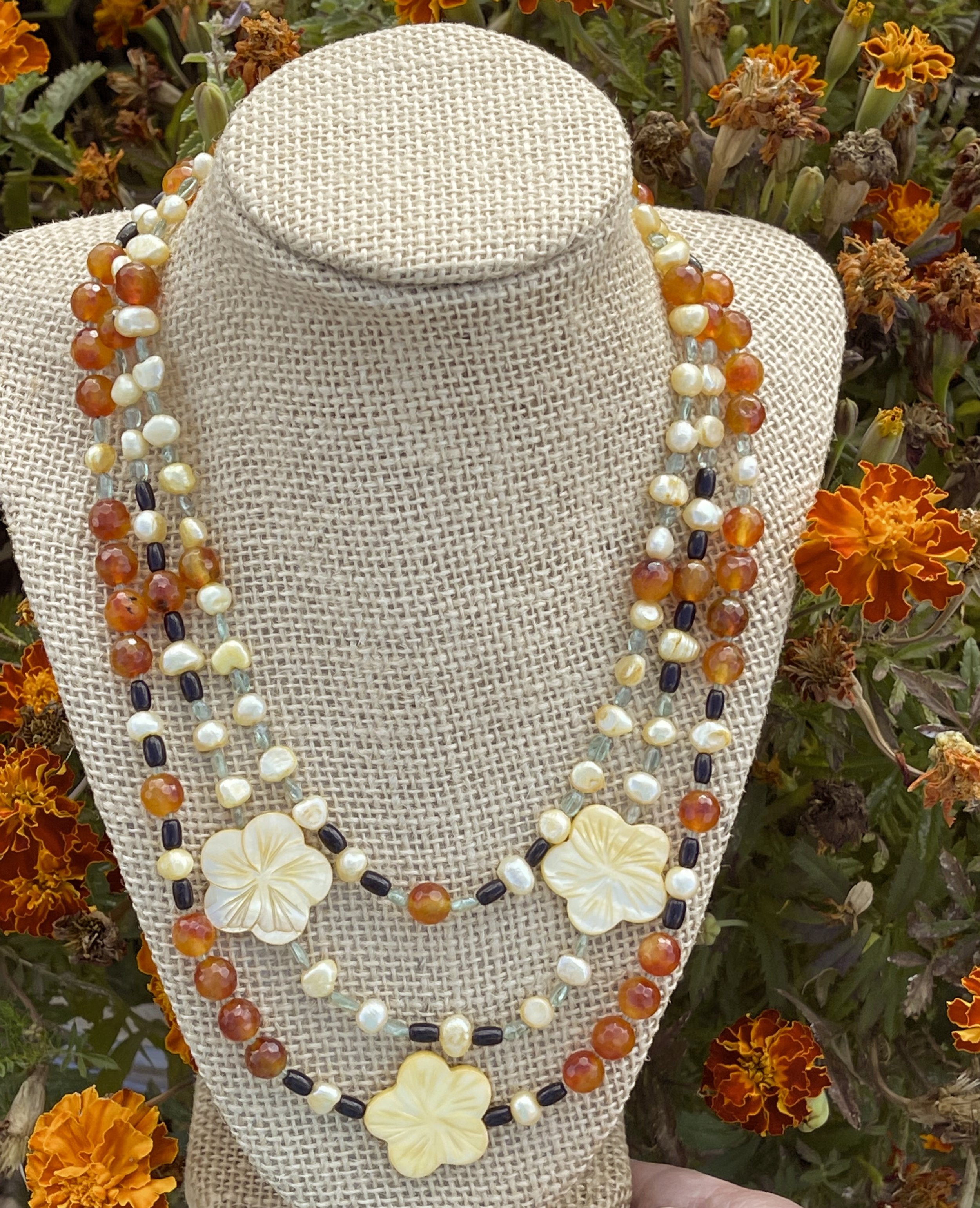 Bumble:marigold in marigolds-best.jpg