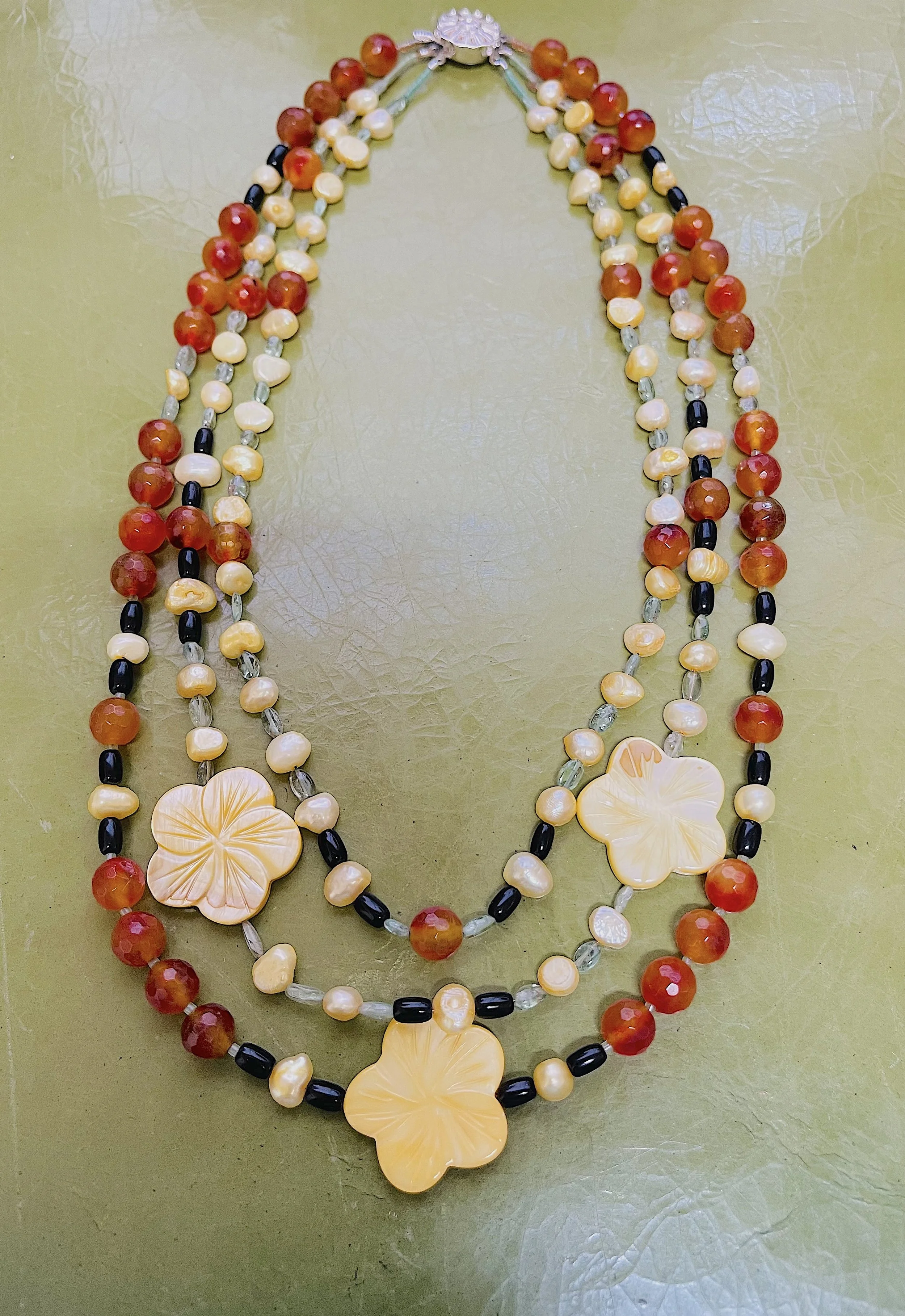 Bumble:marigolds on green.jpg