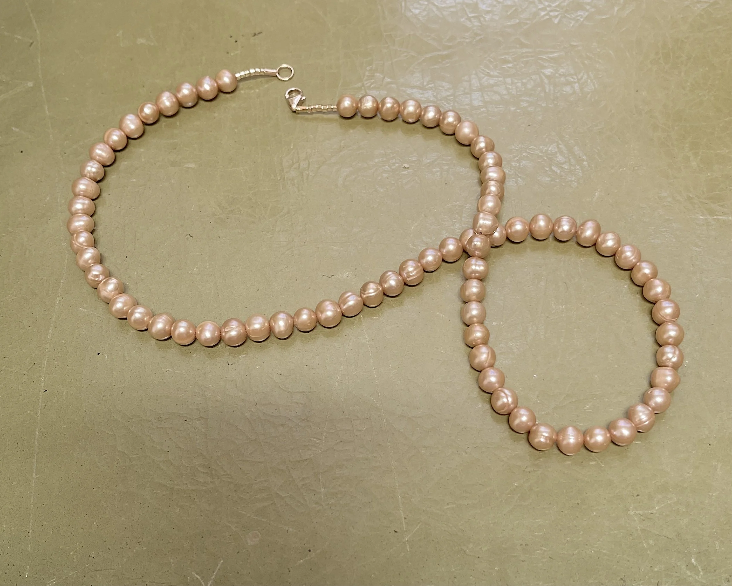 Caramel Pearls figure 8.jpg