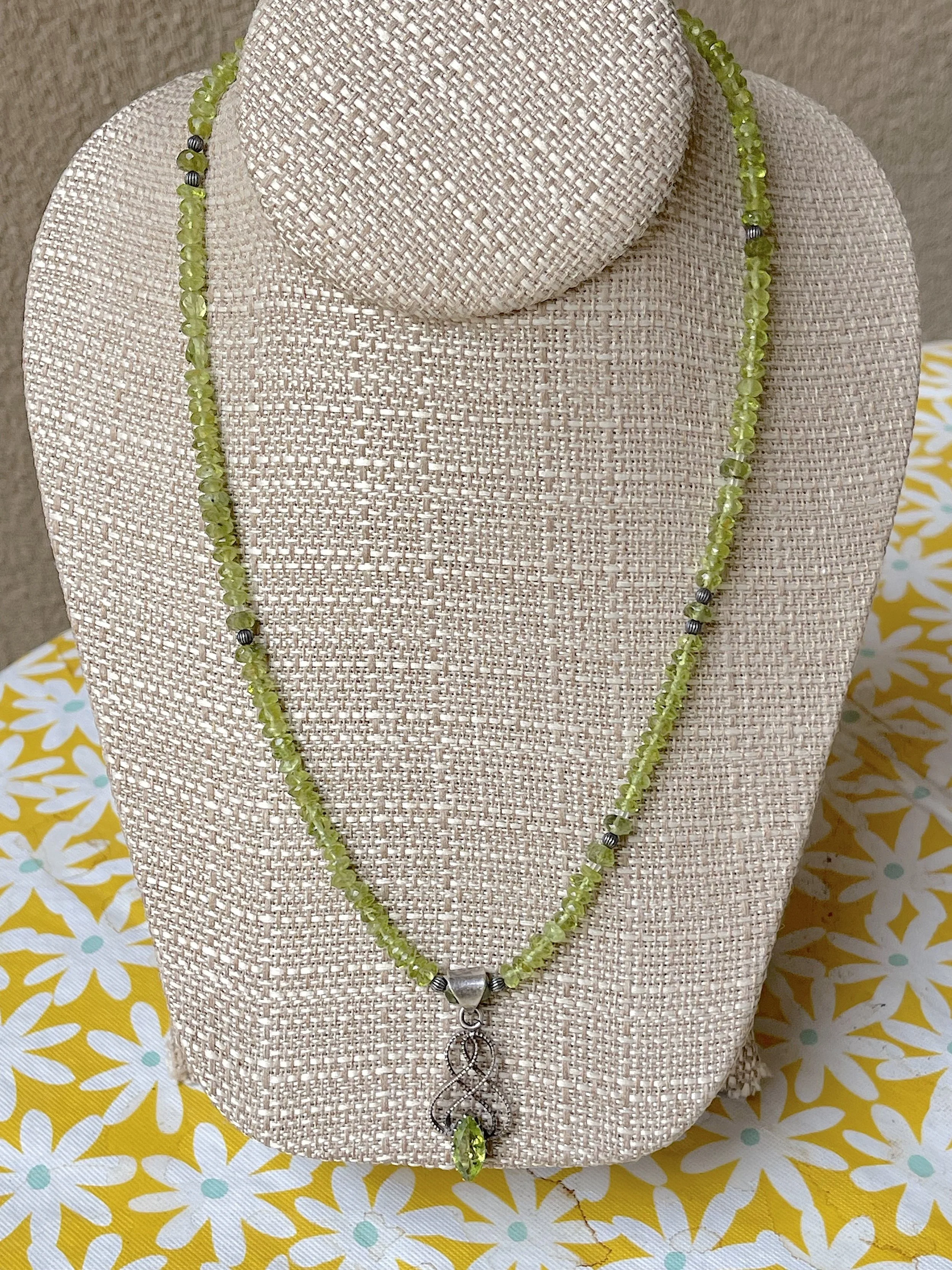 Peridot single floral tablecloth.jpg