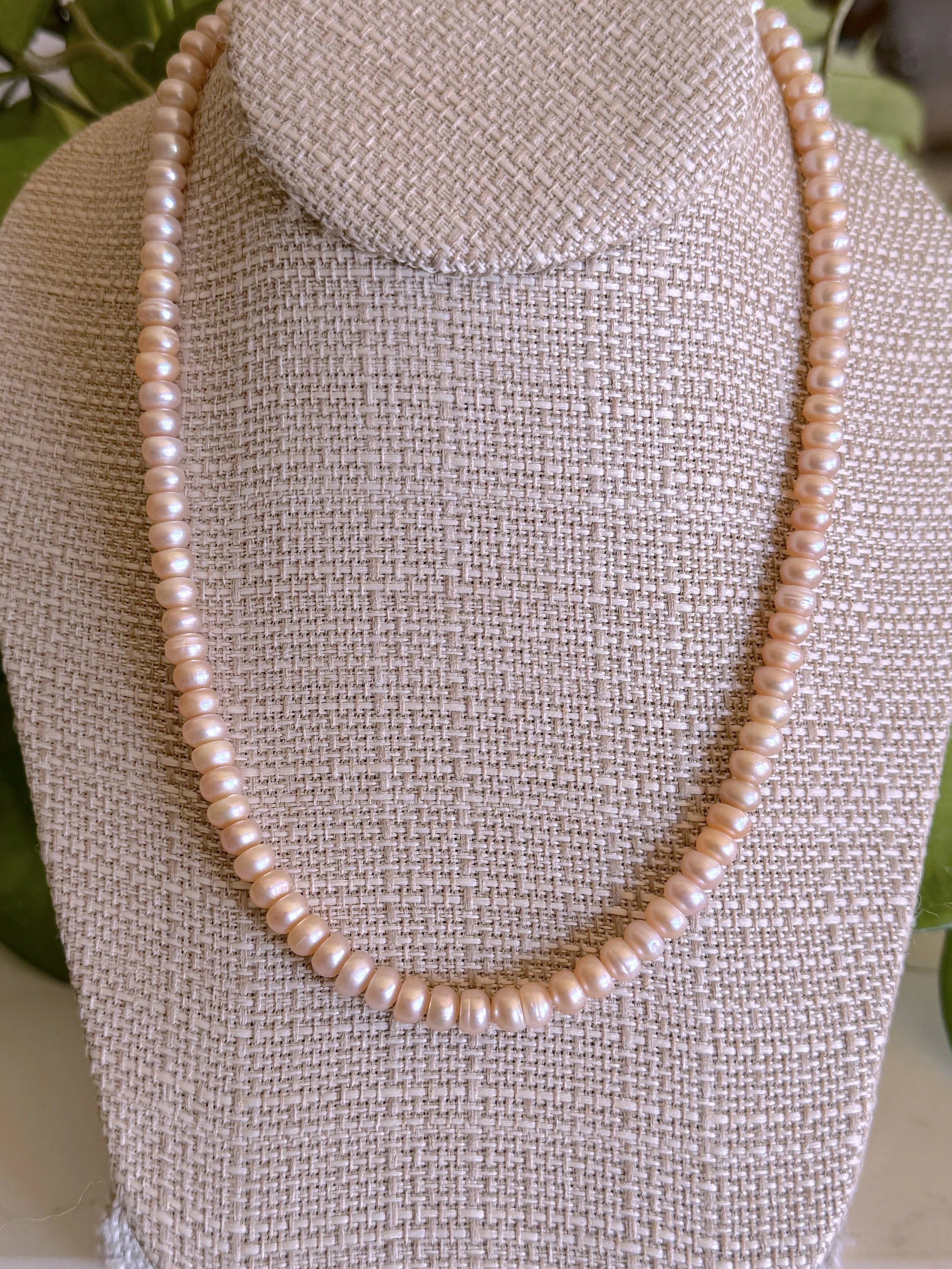 Mauve Button Pearls counter.jpg