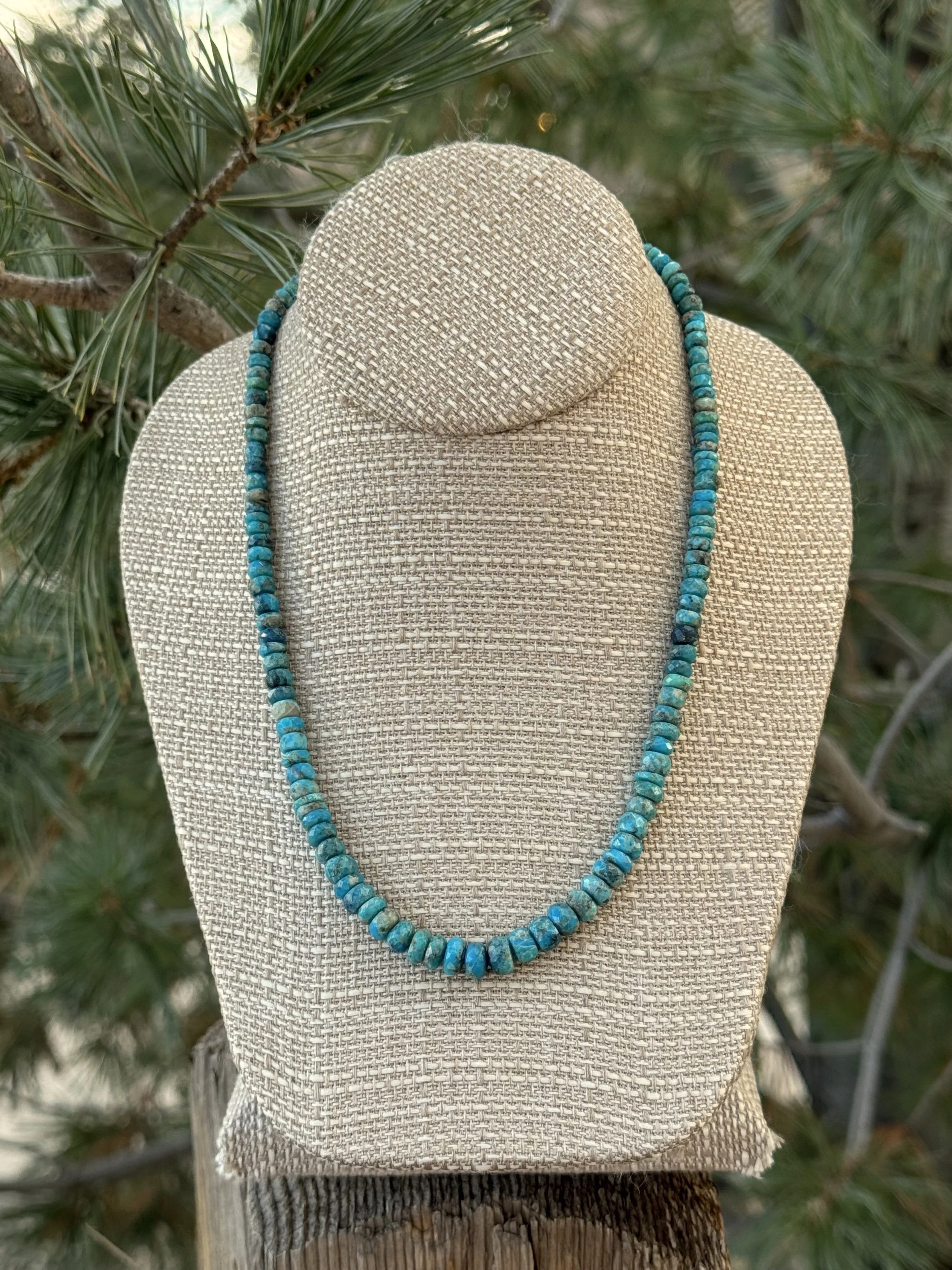 Faceted Graduated Turquoise pine:best.jpg
