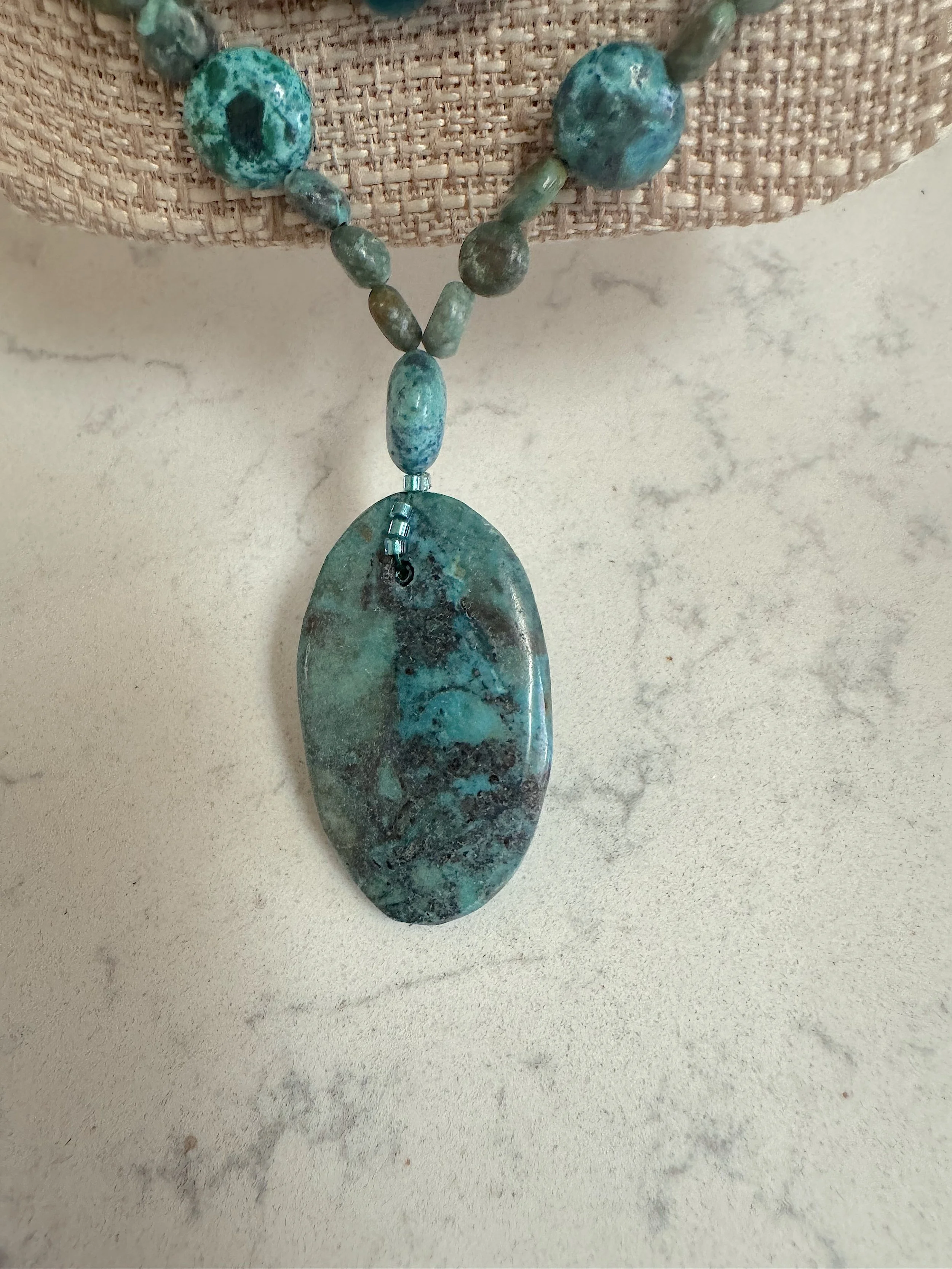 Madrid neckkace closeup on drop.jpeg (Copy)