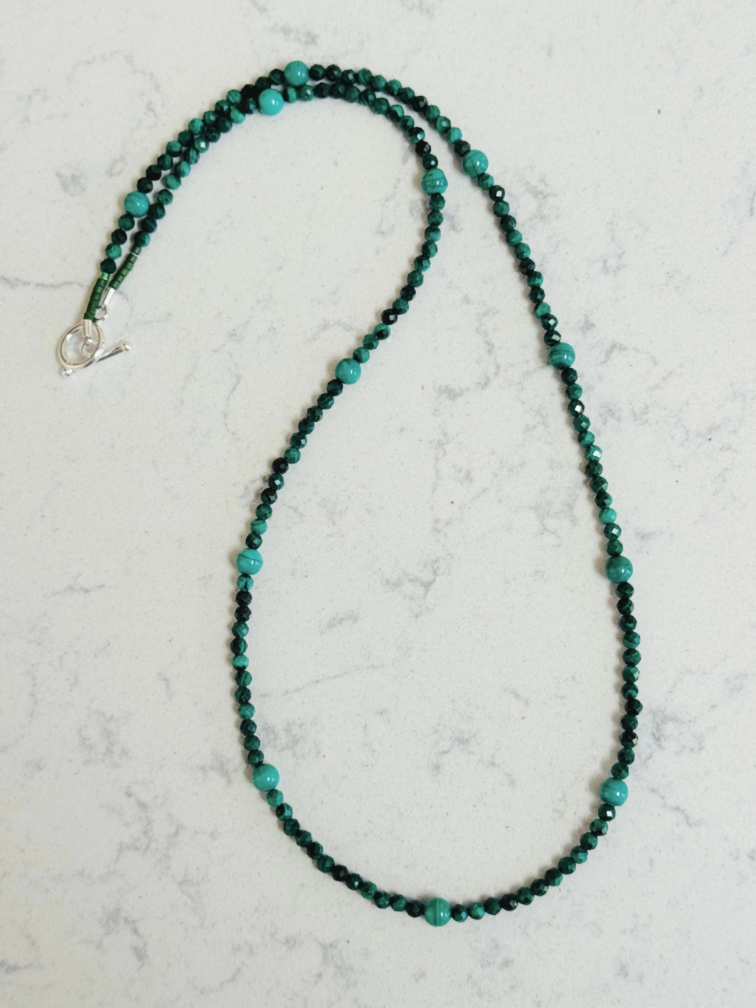 Malachite 2 ways curved.jpg