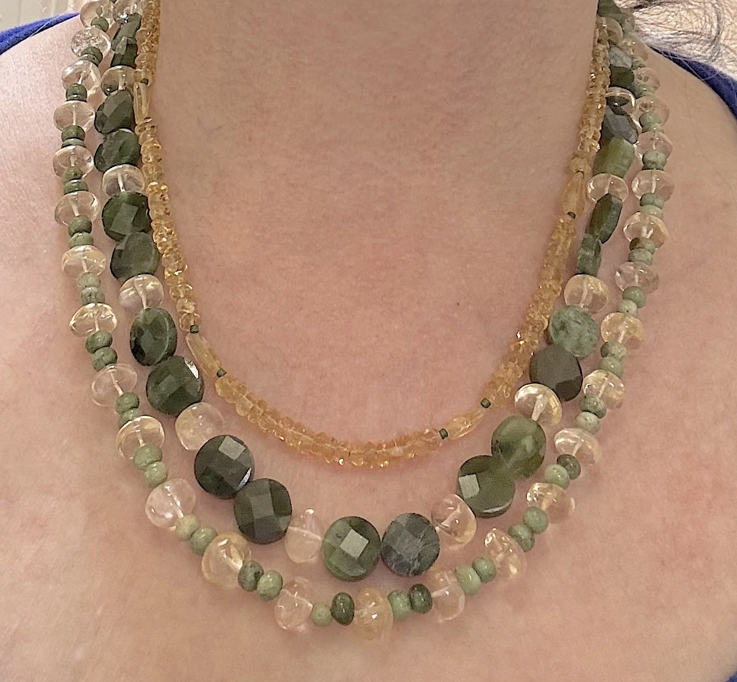 Daffodils 3 on me-1.jpeg