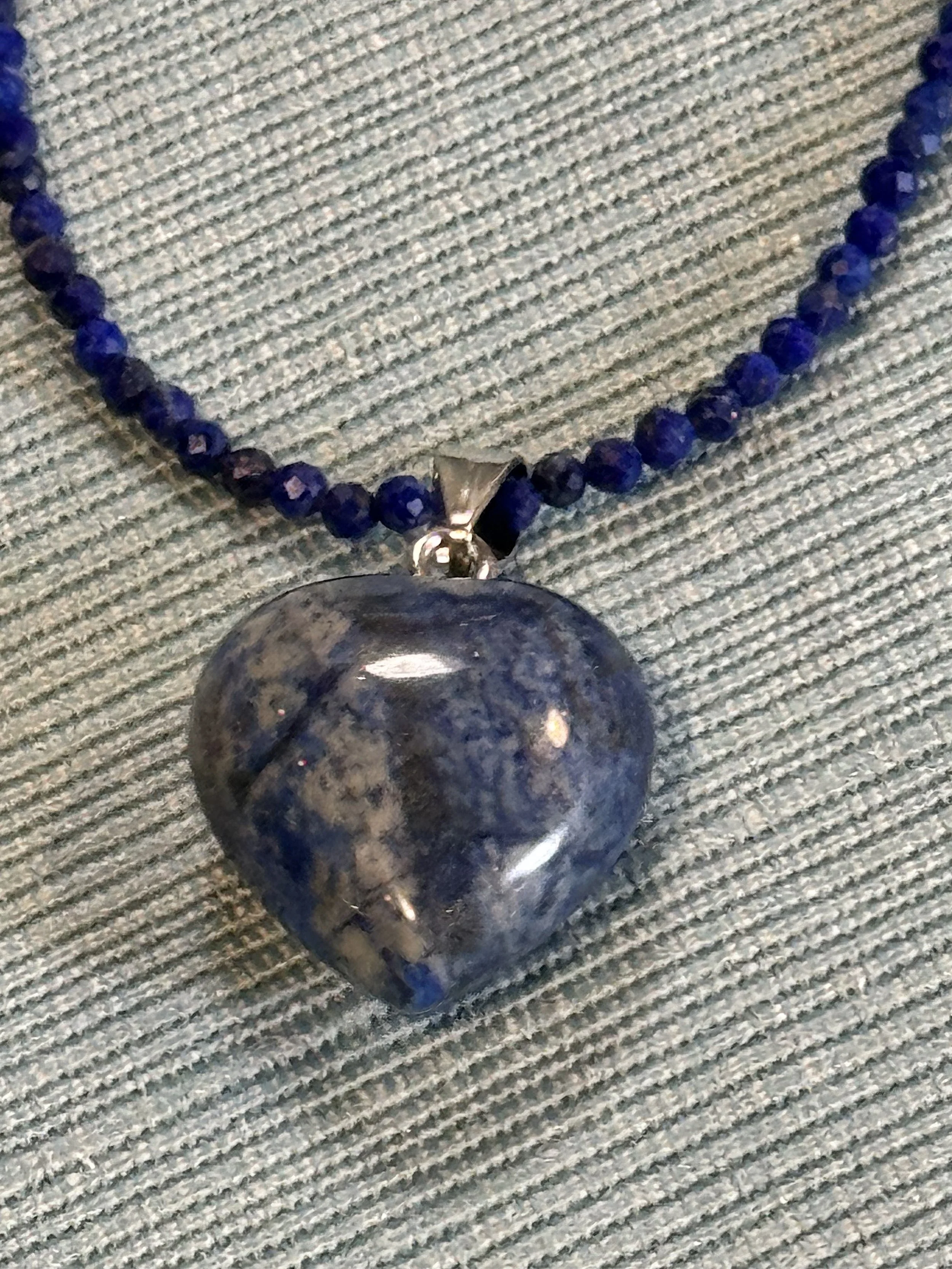 Lapis Lazuli heart .jpg
