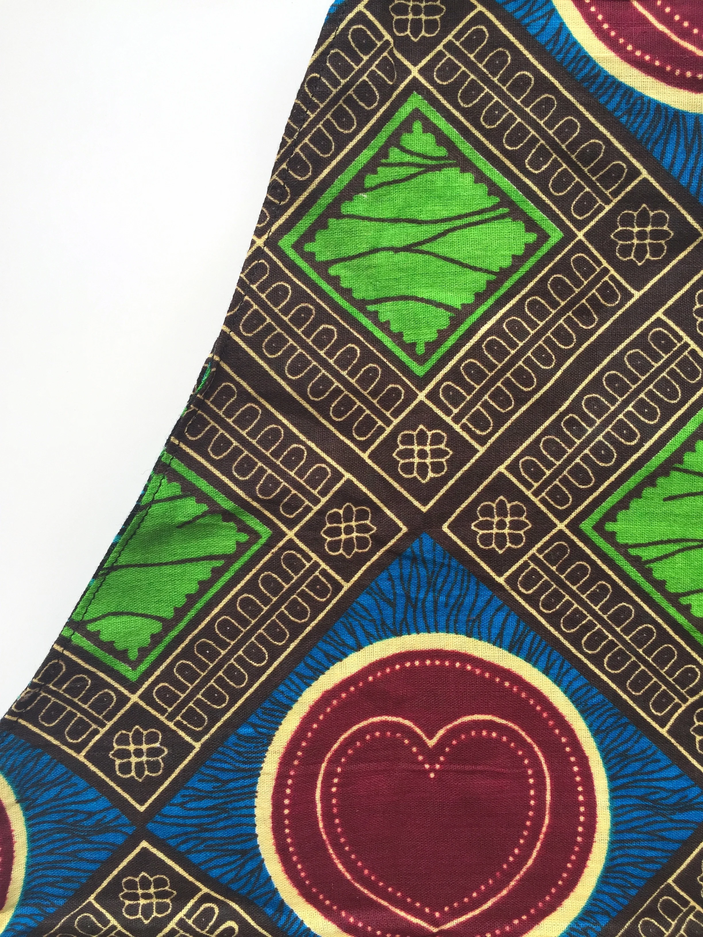 Reversible Top Knot Heart Shoulder Bag - Pattern Detail 01