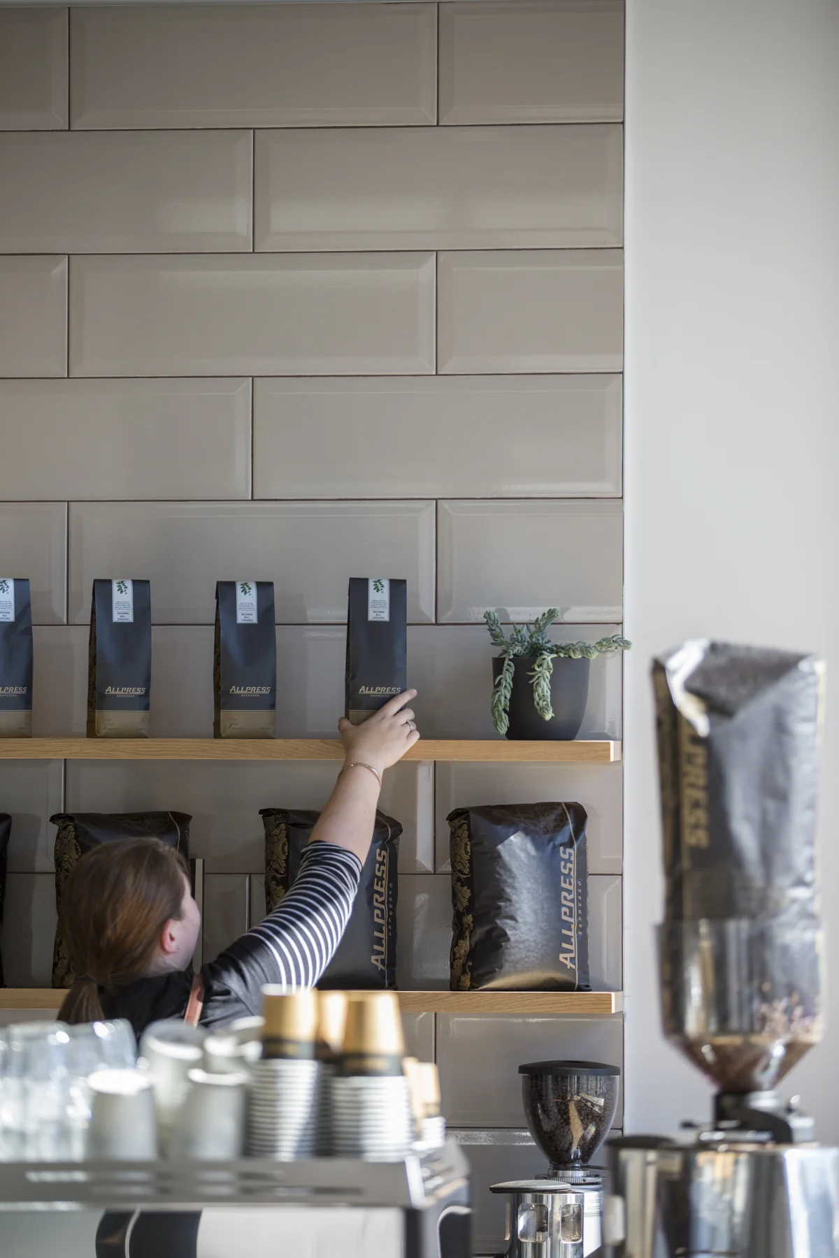 Hamish McCaul_Cat8_Lux Espresso CoCA_image13.jpg