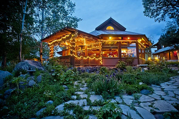 Image @ www.hellsbackbonegrill.com