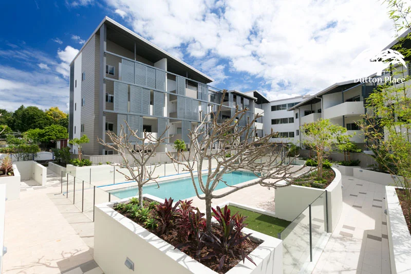 Dutton place apartments