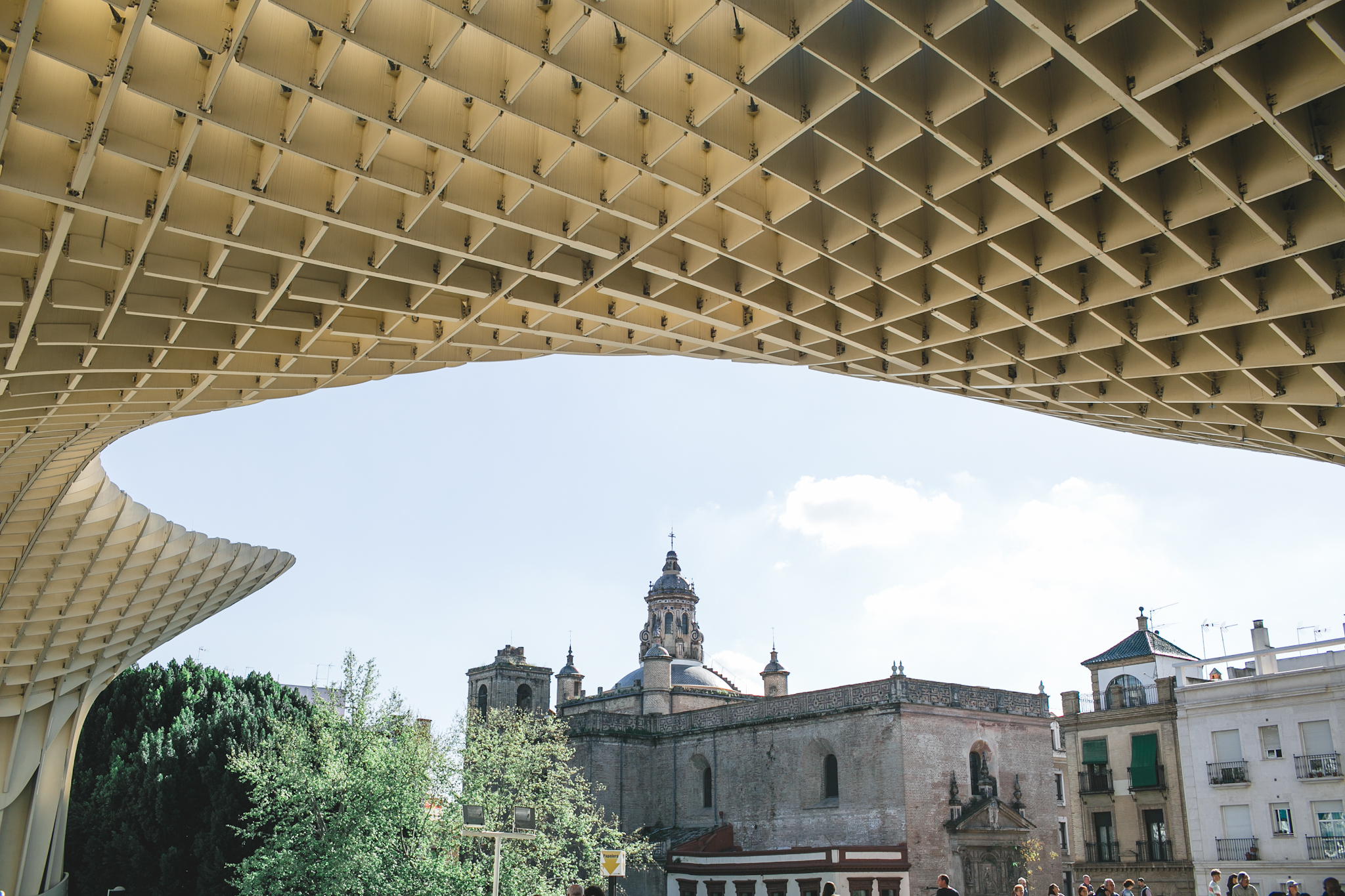 I wasn't so sure how I felt about this new modern structure sitting in the middle of beautiful old town Seville. 