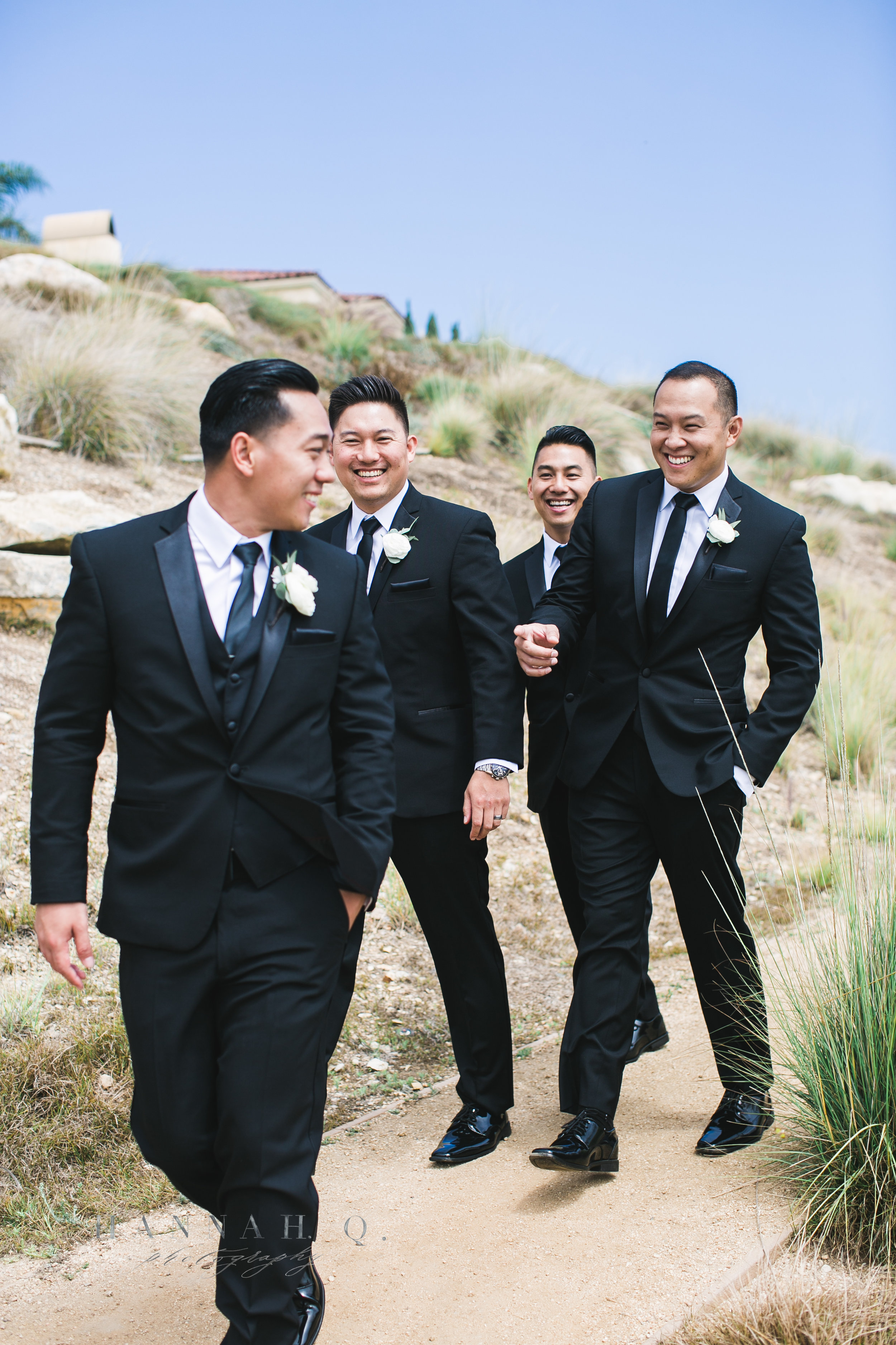 After the beautiful ceremony, we had so much time to kill so we stopped by Terranea Cove for a bridal party photoshoot before heading to their reception at Miyako Hotel.&nbsp;