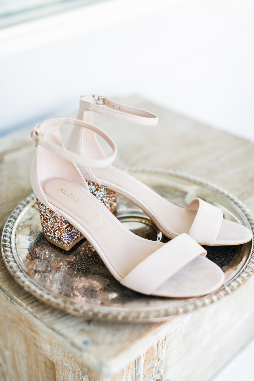 How amazing are these heels and it’s touch of glitter?