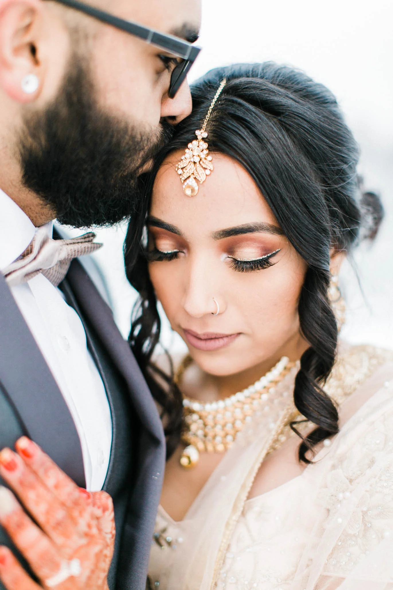 Her make-up is killllerrrrrr.