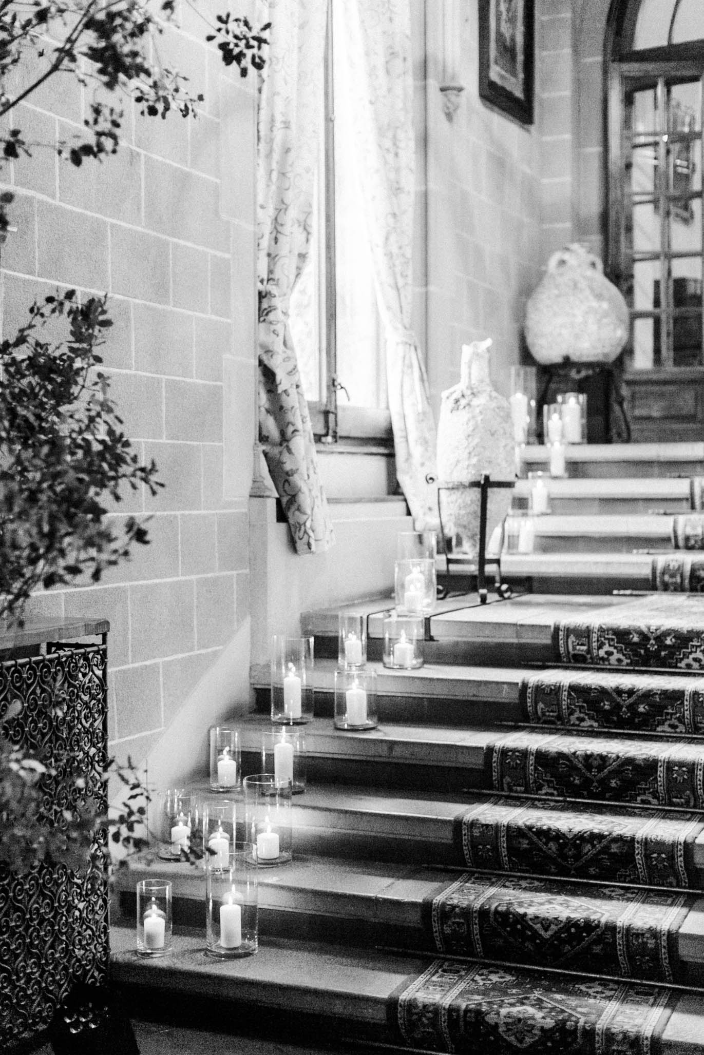 These were the entrance steps to the reception. Doesn’t it look like it’s straight out of a movie. The details are so genuine, so perfect, so romantic. I could really go on.
