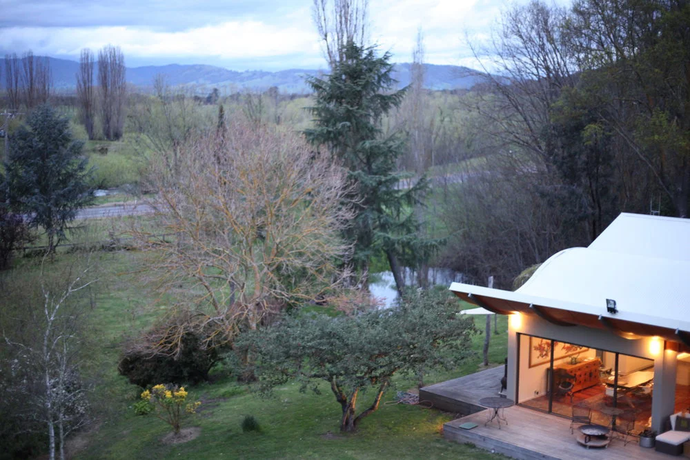 Mansfield-Curved-Roof-Exterior--Here-Studio-Architects.jpg