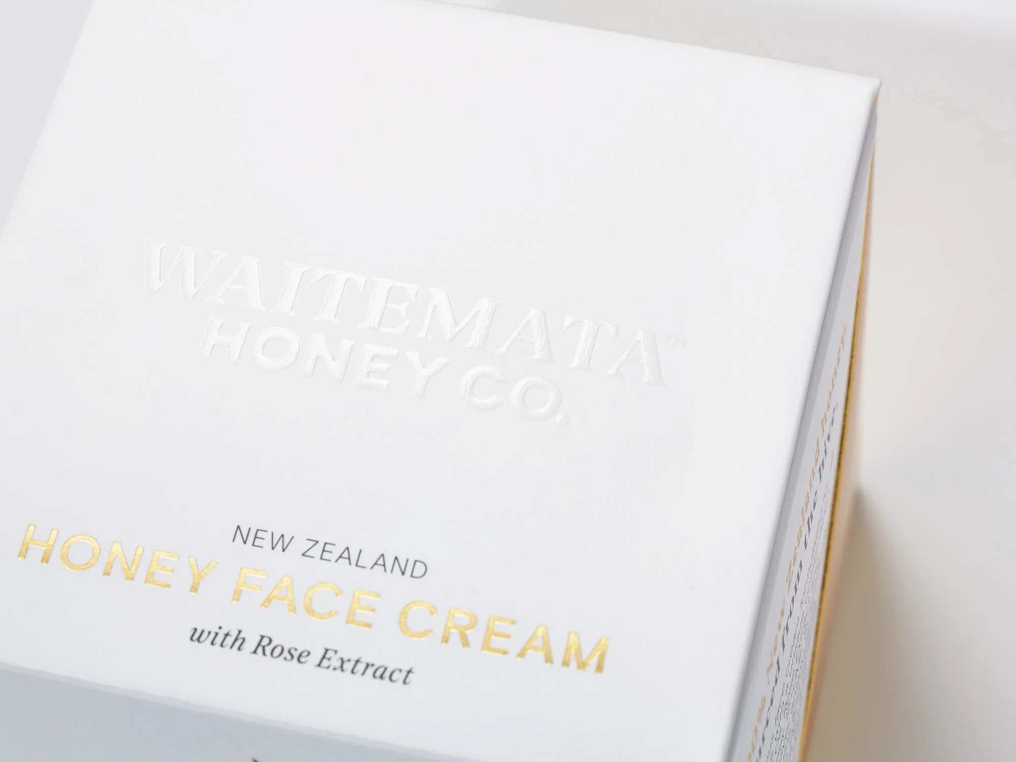 Onfire-Design-Waitemata-Honey-Branding-Packaging-Design-Auckland-5.jpg