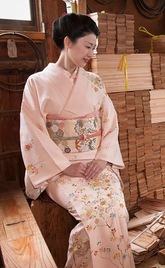 kimono pink with obi.jpg